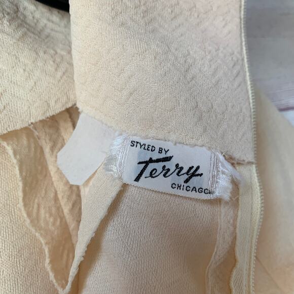 Vintage Styled By Terry Chicago Cream Mod Dress Crimplene Textured 60s - Picture 9 of 15